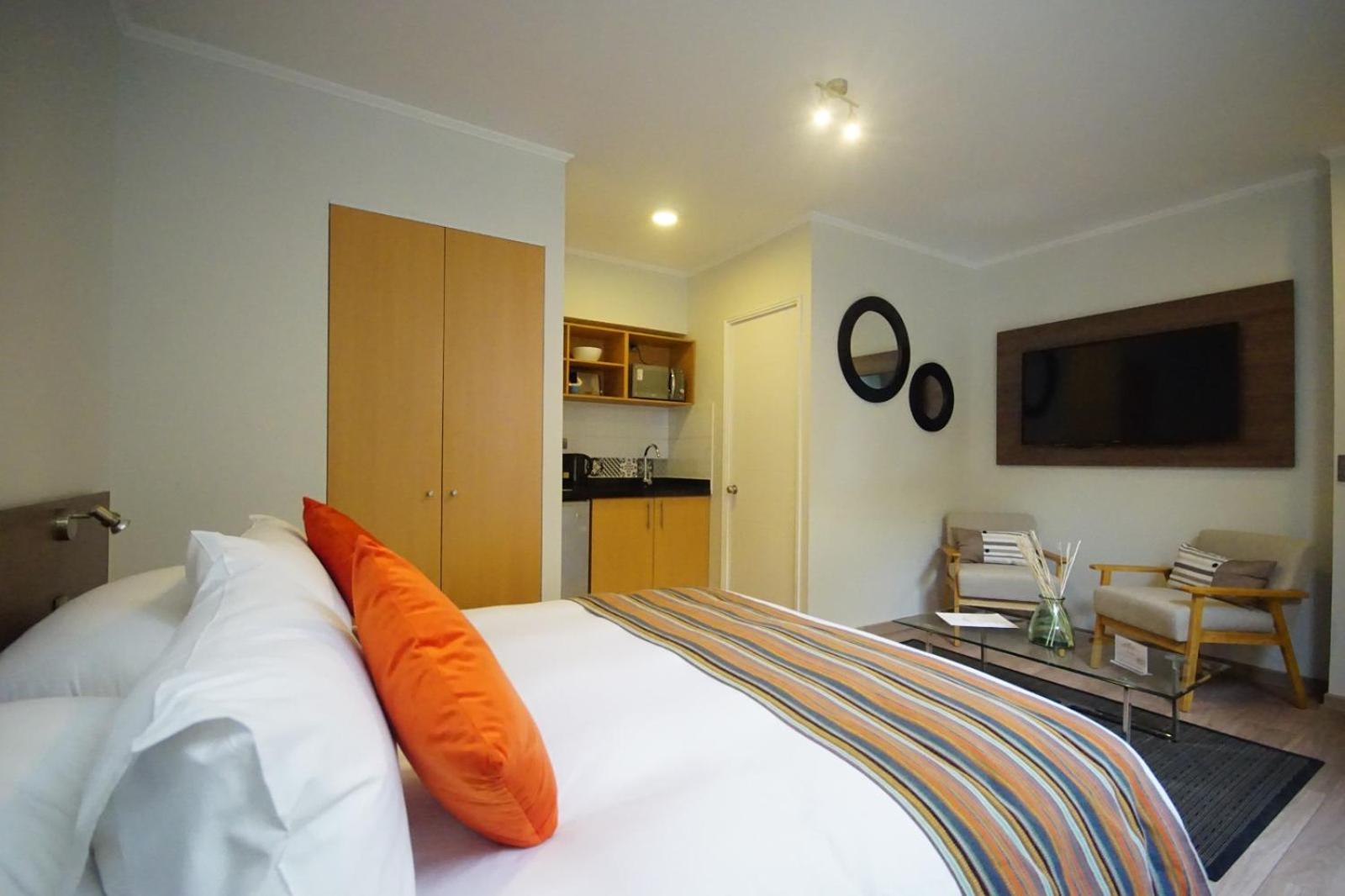 Apart Hotel Providencia Сантьяго Экстерьер фото
